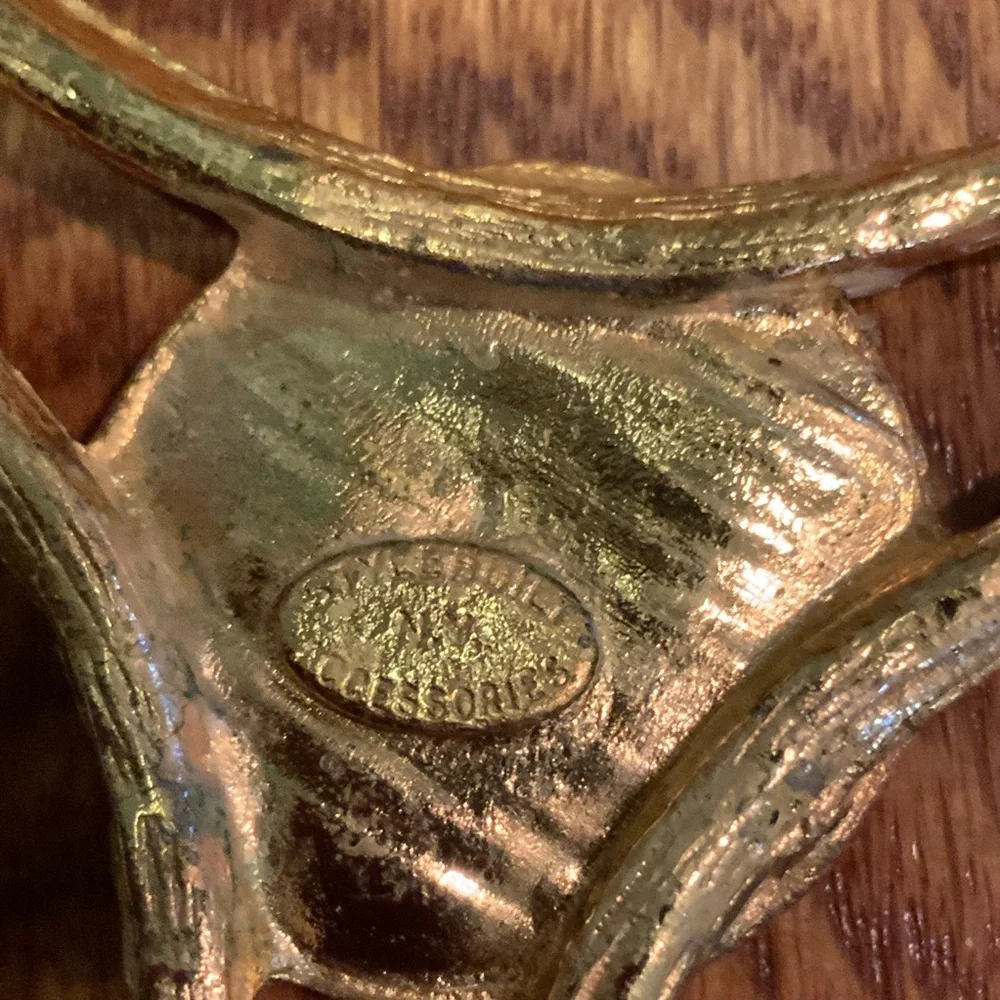 Soap Dish Cherubs Roses With Gold Tone Base Victorian Style